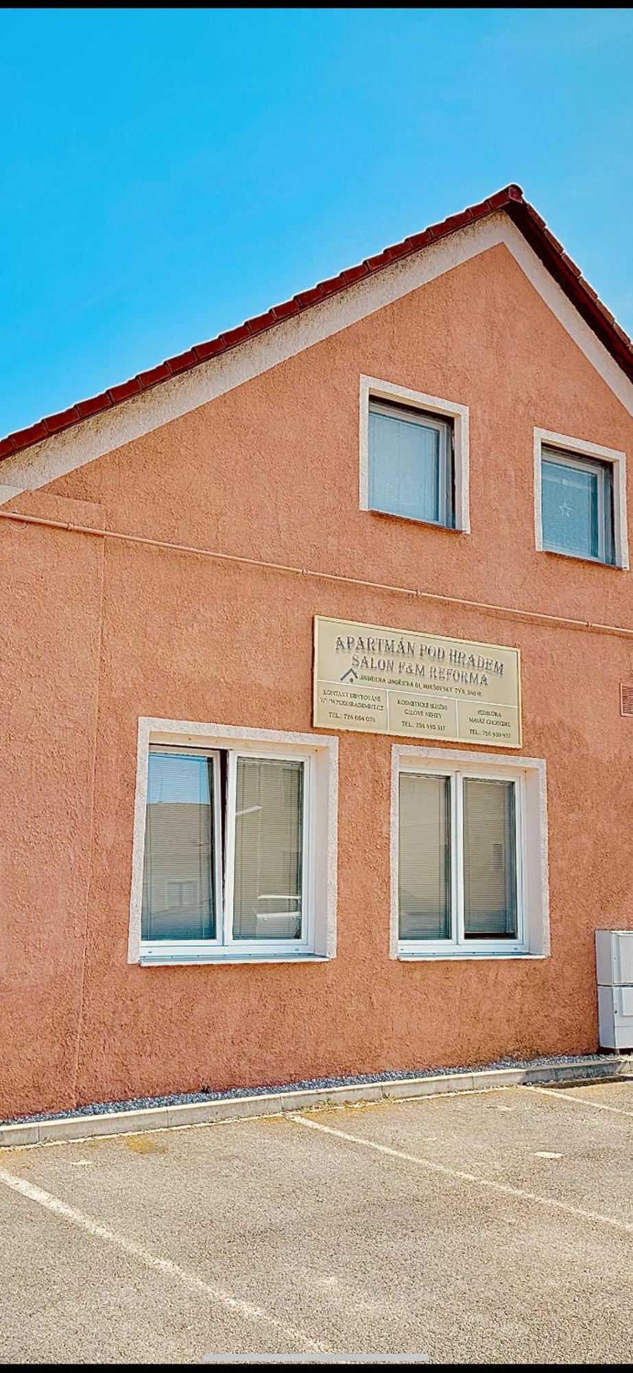 Apartman Pod Hradem Horšovský Týn Exterior foto